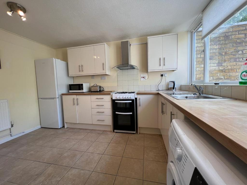 Lovely 4Bed Property, London 8Min To Oxford Street Exterior photo